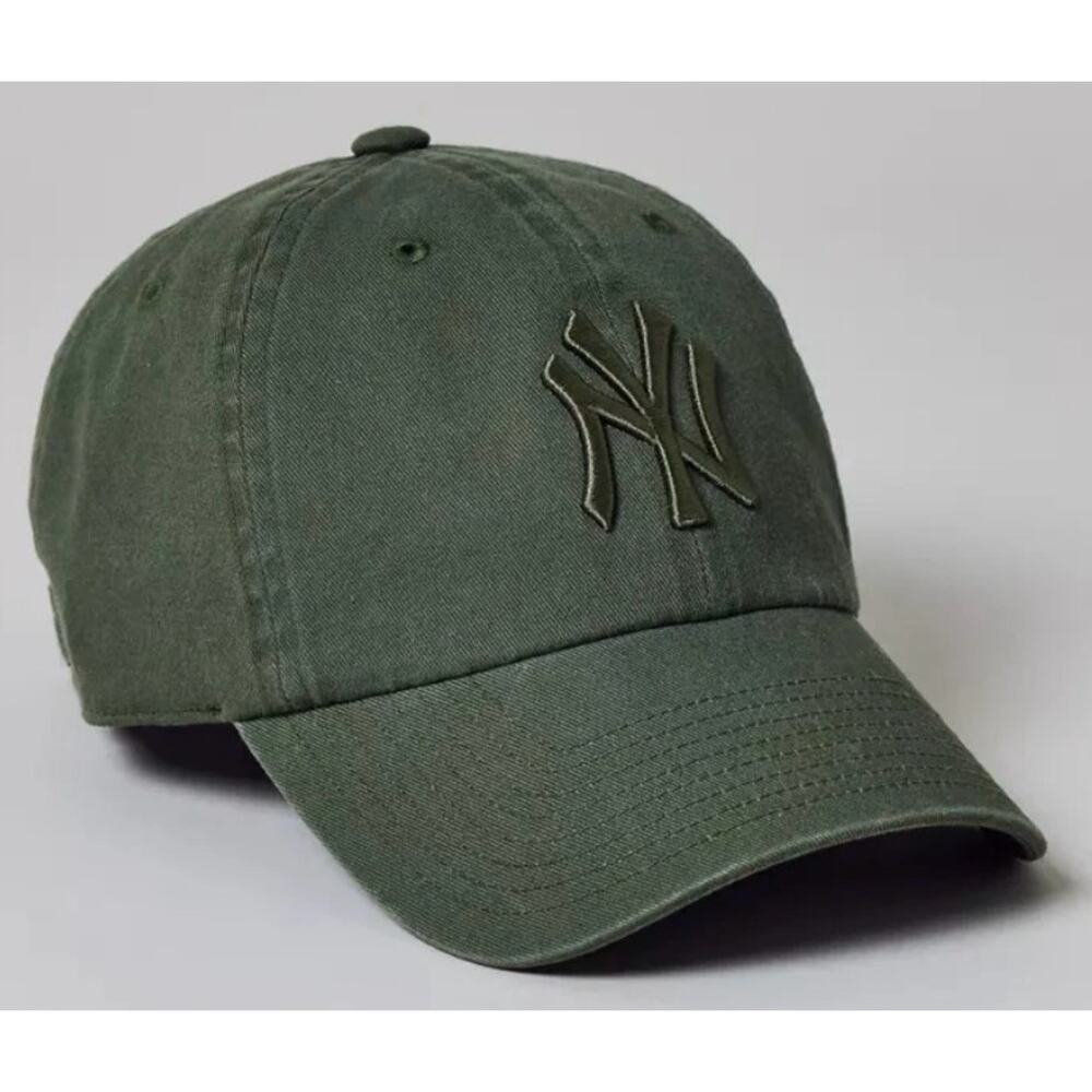 Mitchell & Ness MLB NY Yankees Tonal Logo Dad Hat, MOSS GREEN